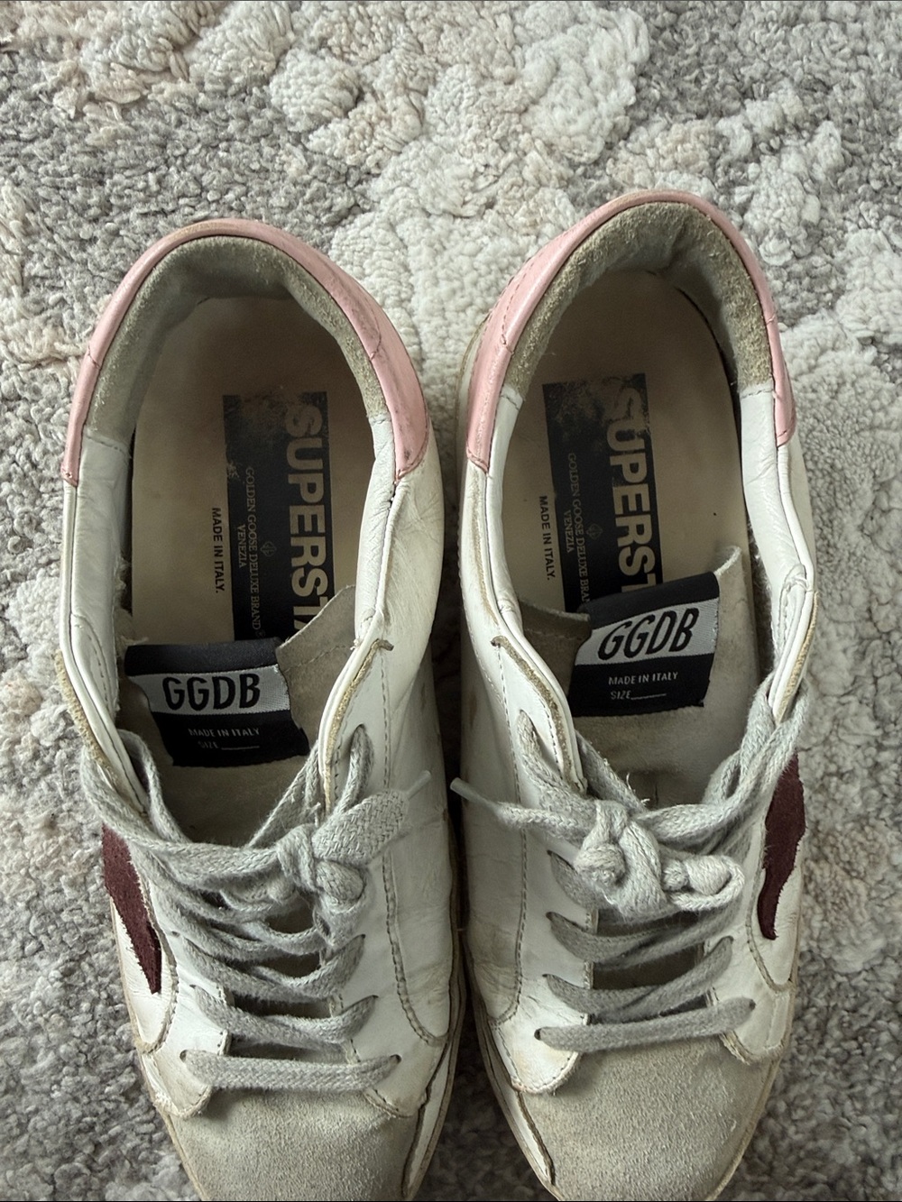 Golden Goose Women’s Super-Star Distressed Suede Trim Leather Sneakers Size 38 - Picture 3 of 6